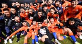 拉莫斯战术借鉴韩鹏，助力鲁能主场取胜经典瞬间